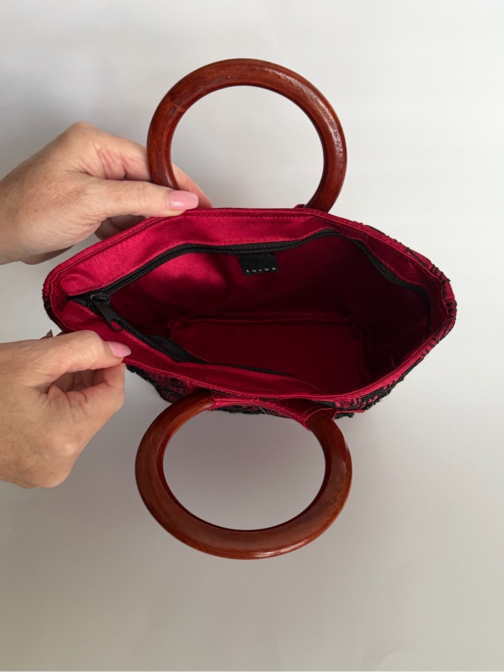 Torba Red Embroidered Satchel Handbag Wooden Ring Handles Floral Beaded Purse - Picture 7 of 8